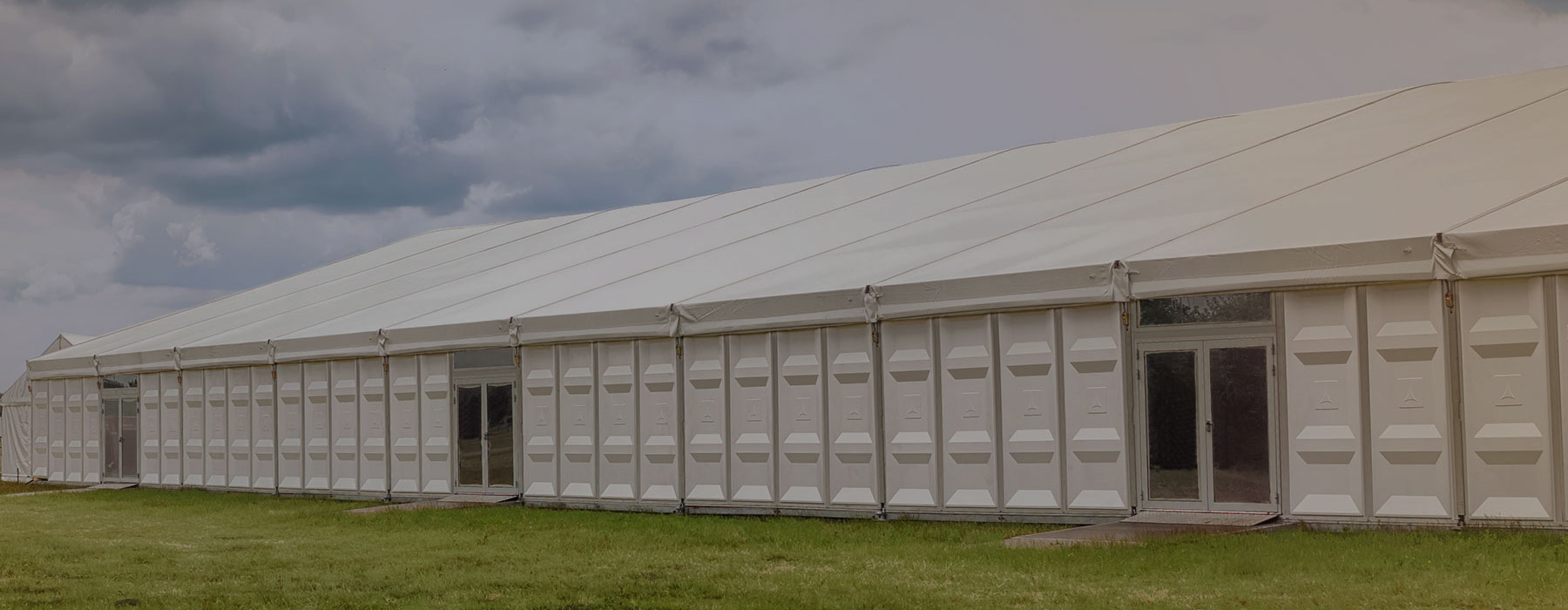 Event tents with underfloor heating
